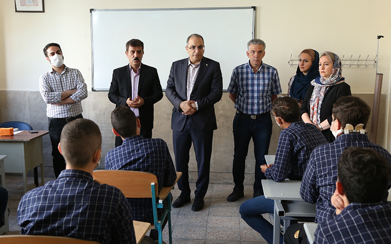 بازدید از مجتمع آموزشی پسرانه «نائیری-سوقومونیان»